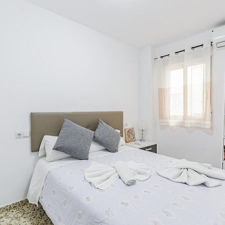 Piso Amplio Cerca Del Centro De Malaga Capital Apartment Exterior photo